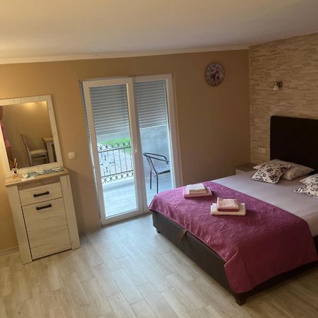 Apartament Studio Elena Tivat Zewnętrze zdjęcie