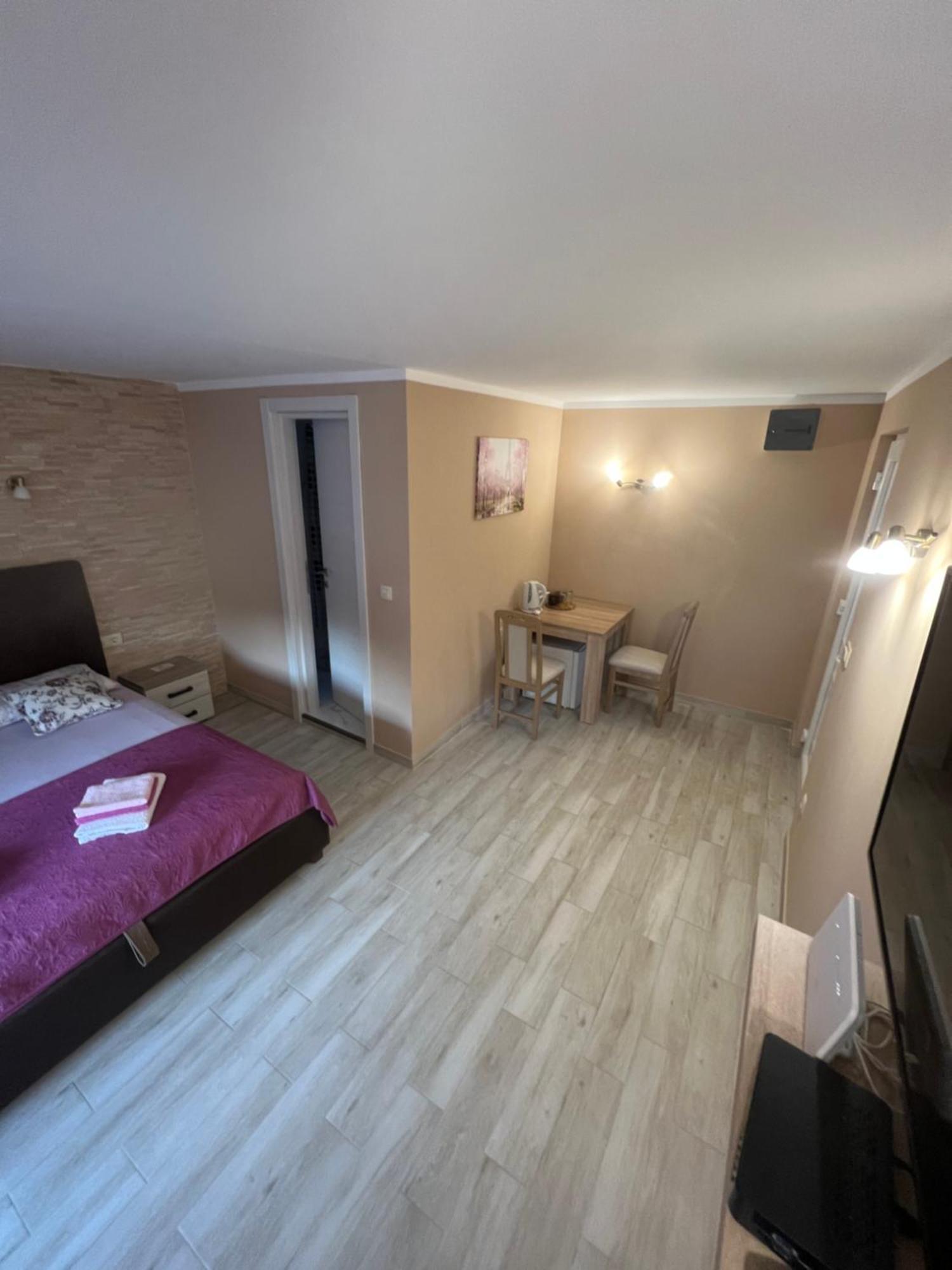 Apartament Studio Elena Tivat Zewnętrze zdjęcie